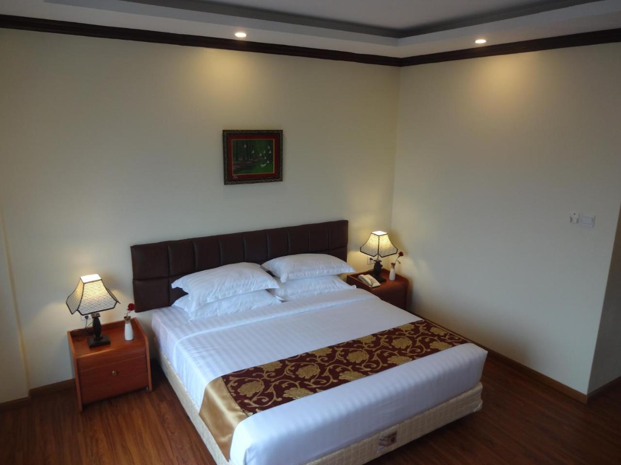 Virati Hotel Rangun Zewnętrze zdjęcie