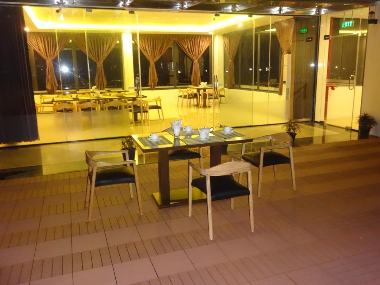 Virati Hotel Rangun Zewnętrze zdjęcie