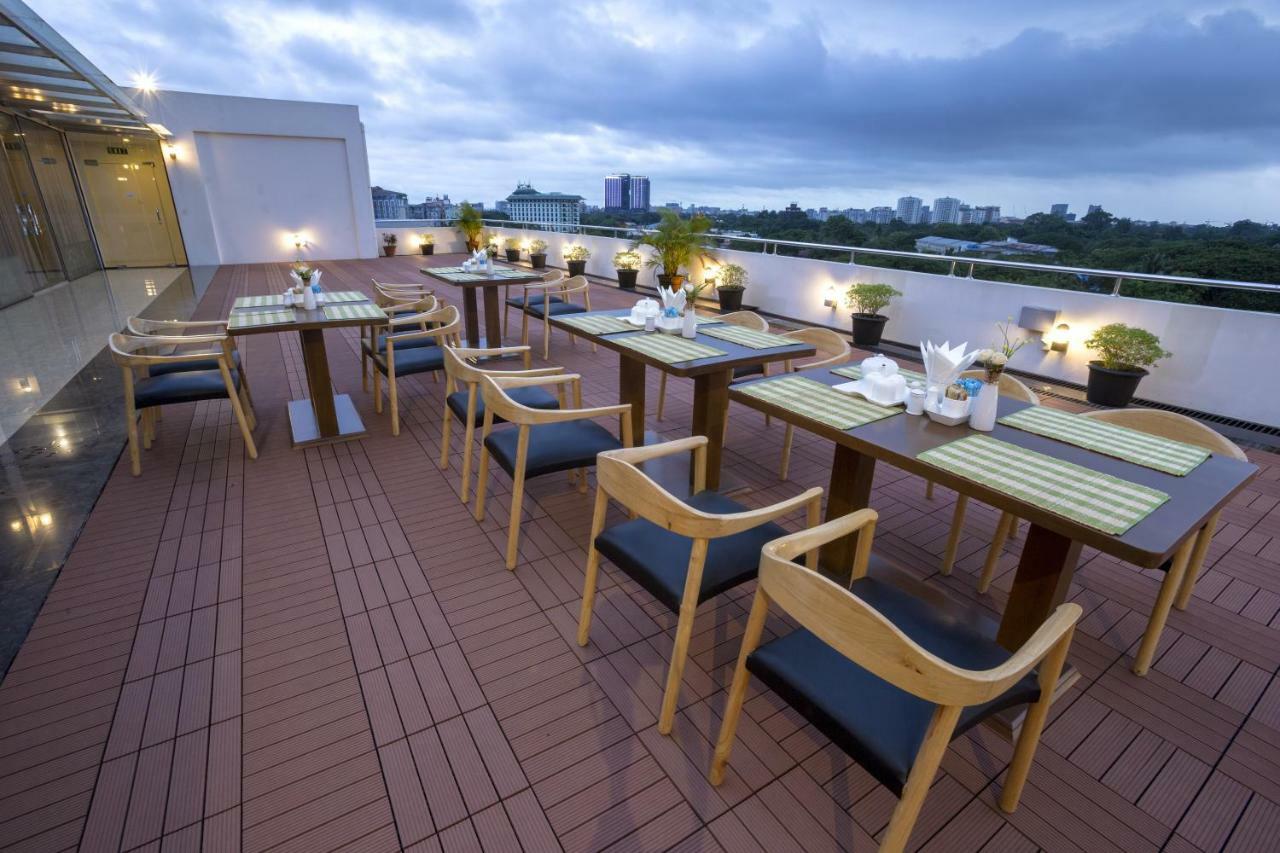 Virati Hotel Rangun Zewnętrze zdjęcie